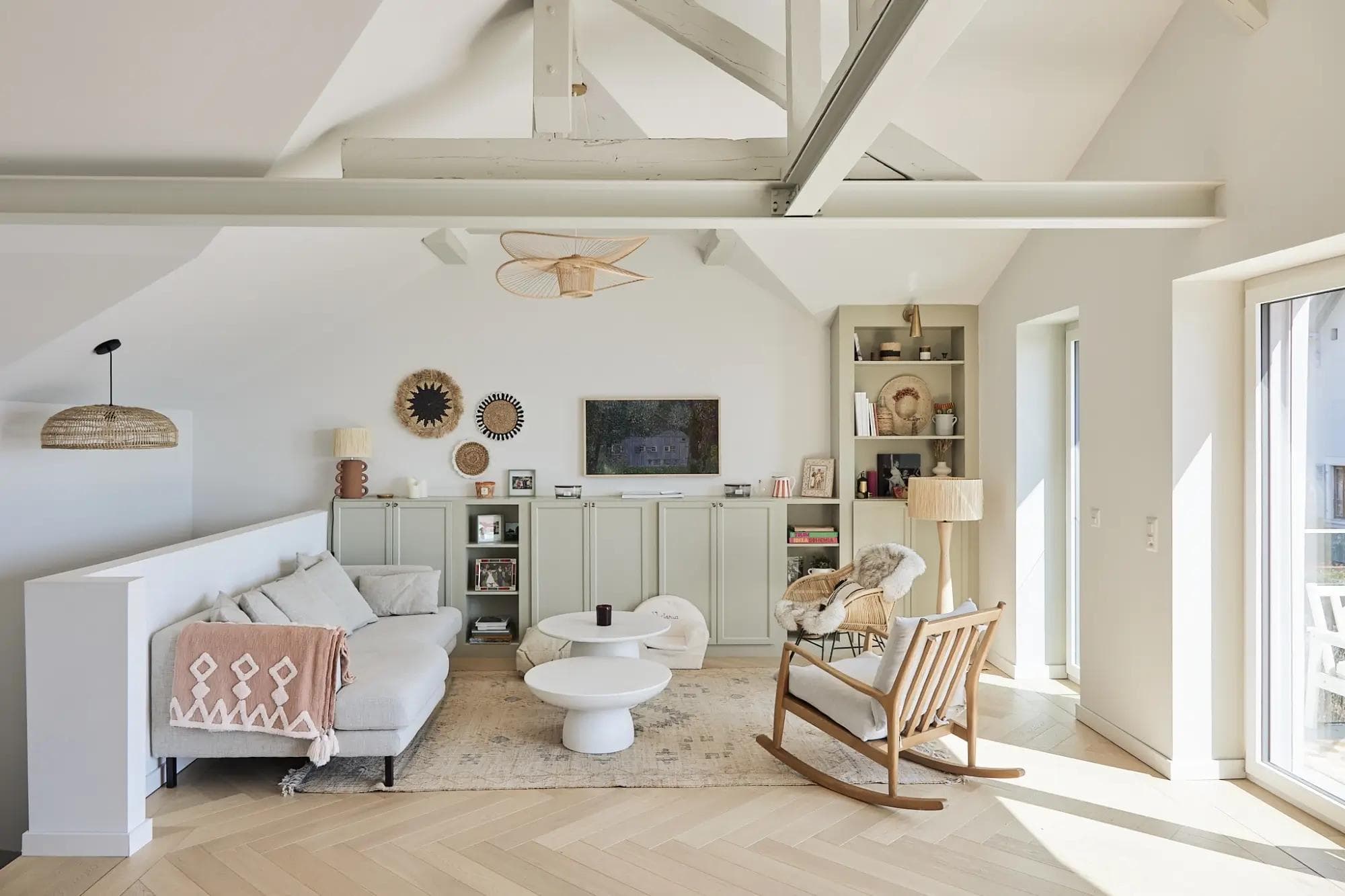 Photo d'un salon cozy mansardé